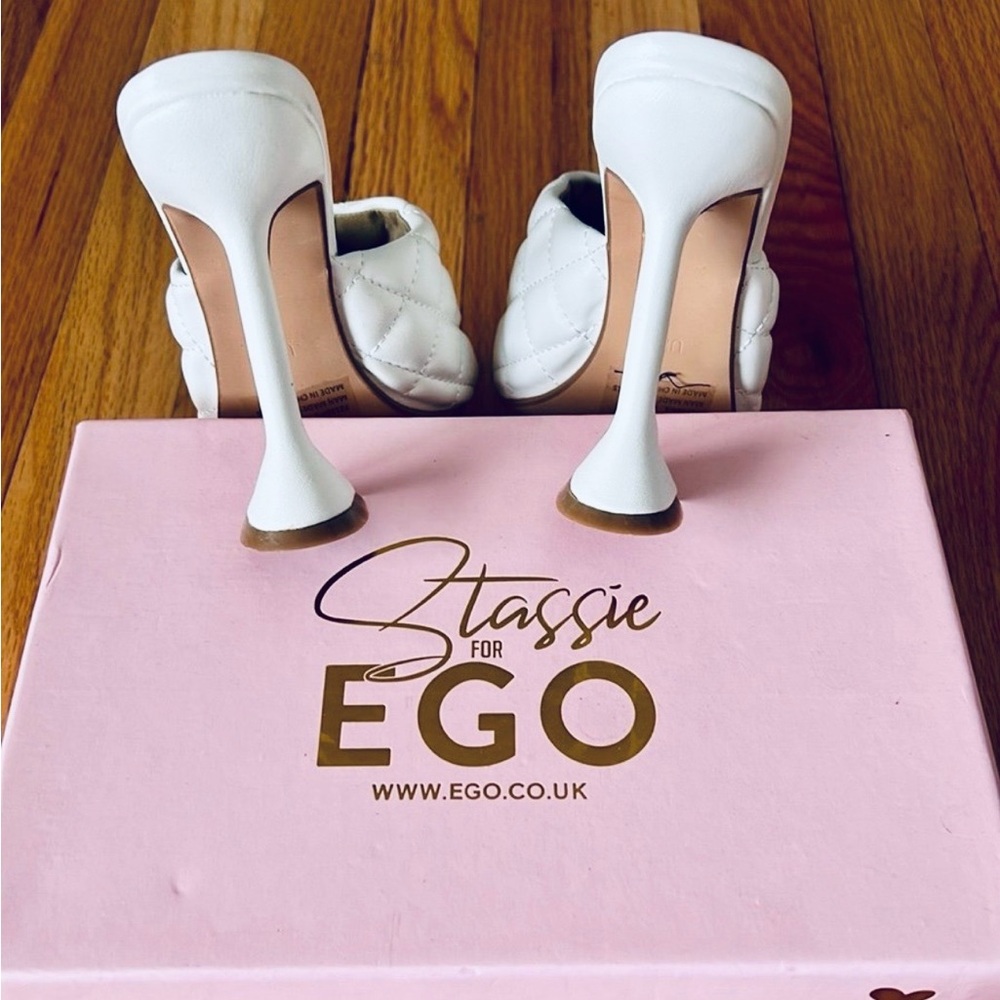 Ego by stassi white Heels womens size 6 - Picture 5 of 7